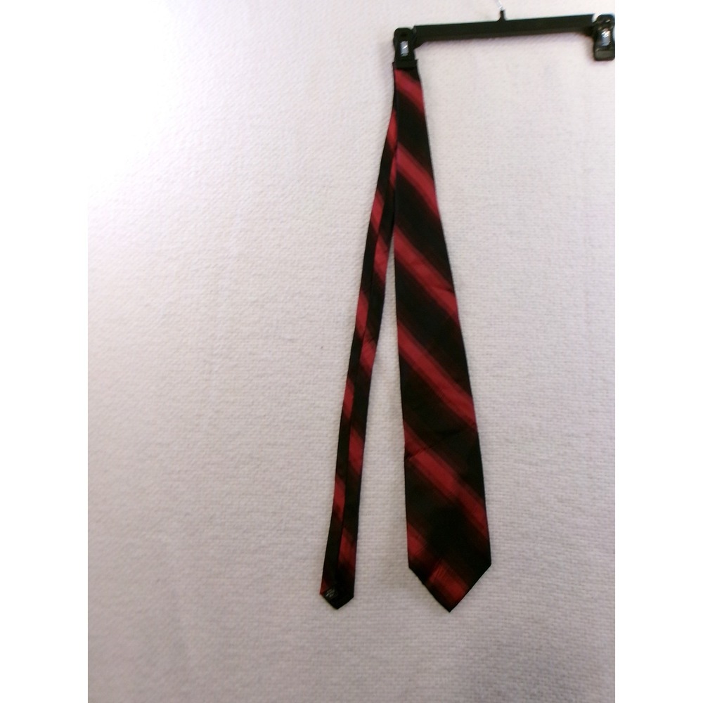 Bugatti Mens OS‎ Necktie Red Black Striped 100% Silk Formal Business Accessory